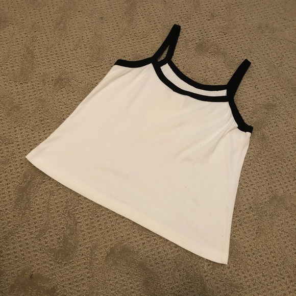 ✨SOLD✨Vintage tweety tank top - Picture 3 of 5